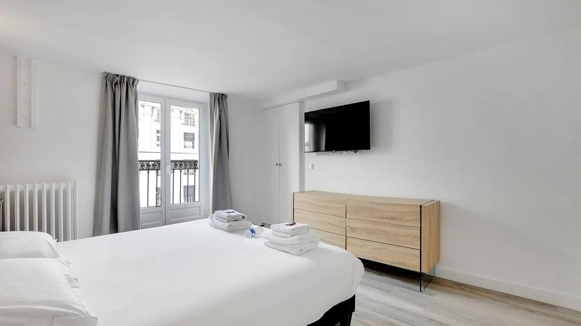 Cmg - Operagrands Magasins Apartment