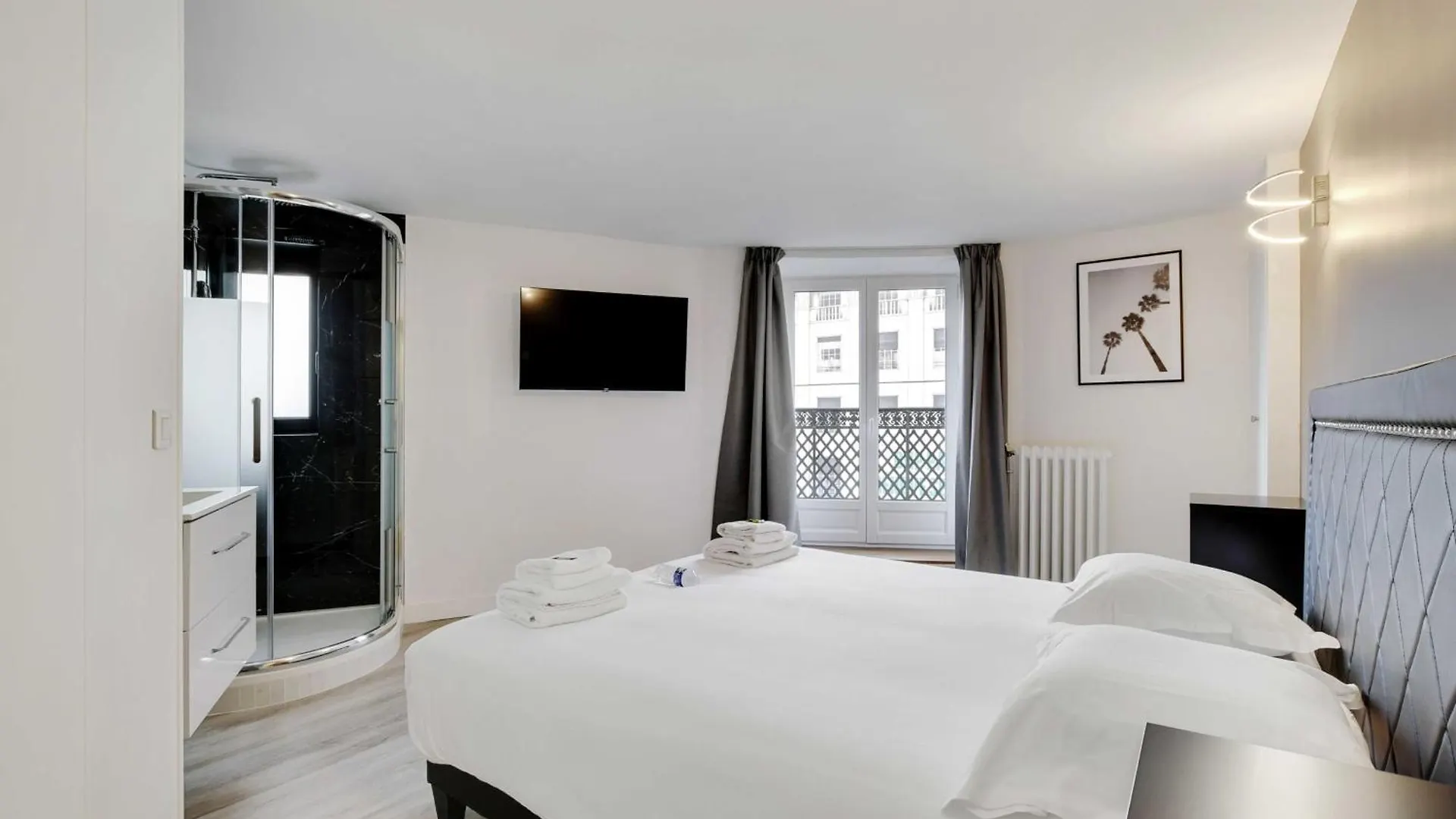 Apartment Cmg - Operagrands Magasins