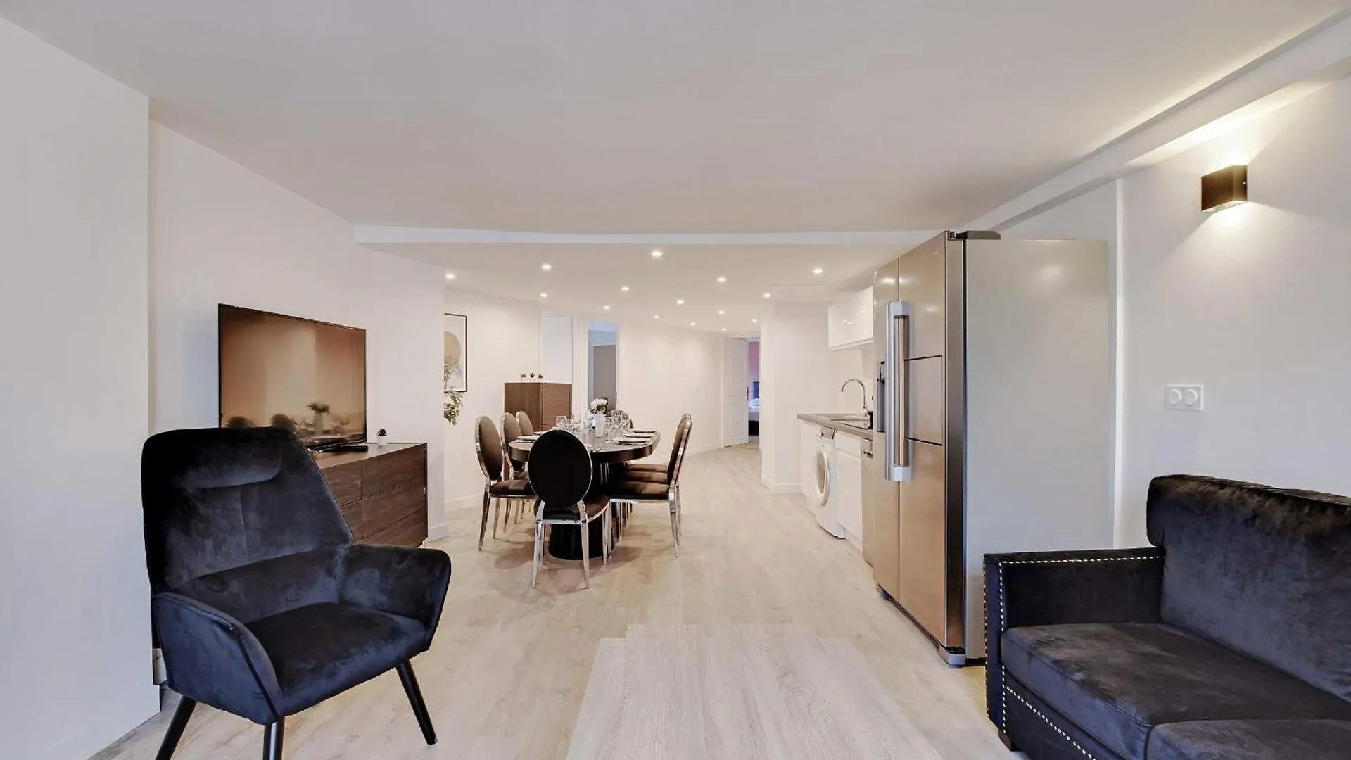 Apartment Cmg - Operagrands Magasins *