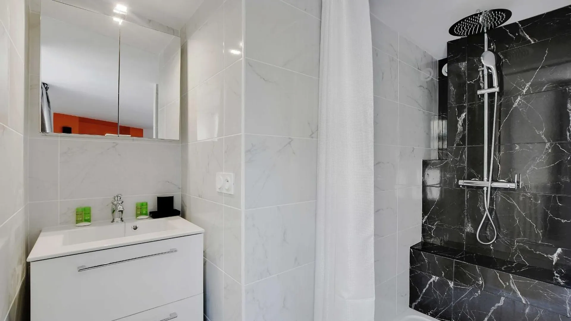 Apartment Cmg - Operagrands Magasins *